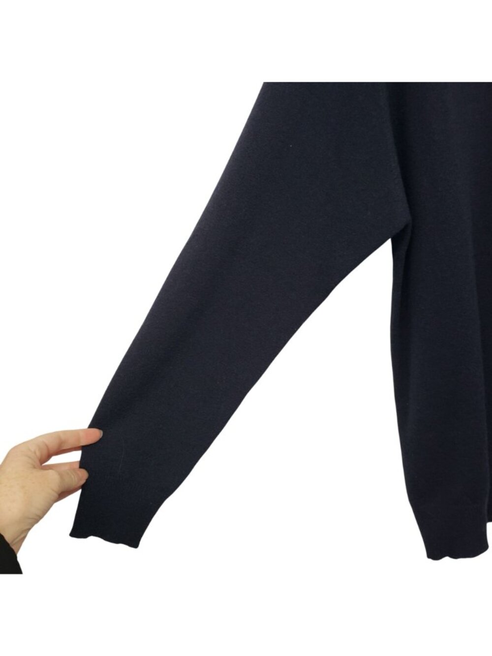 G Label by Goop GWYN Gia Navy Blue Cashmere Oversized Crew Neck Sweater - Picture 6 of 9